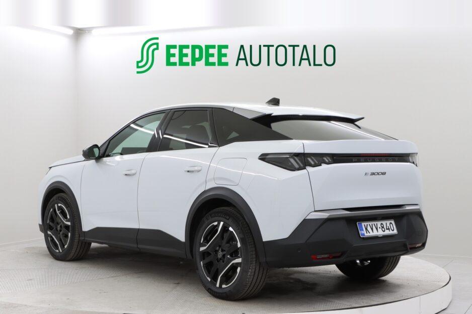 PEUGEOT E-3008
