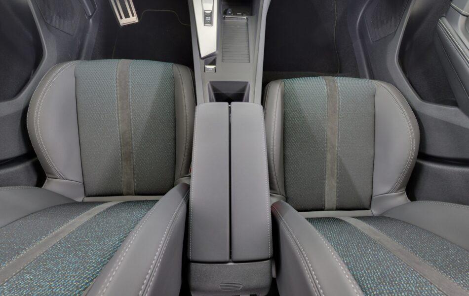 Peugeot E-308