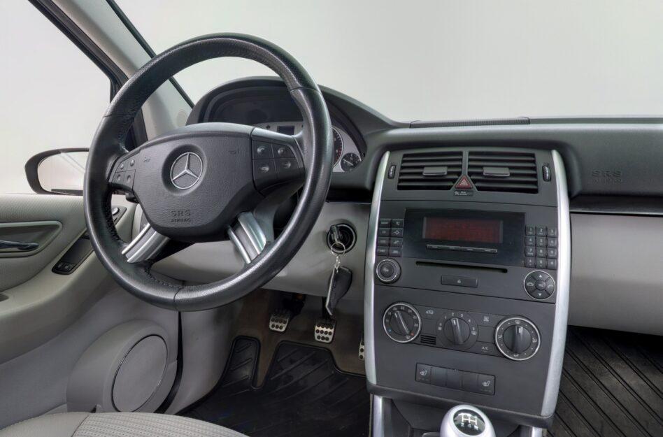 Mercedes-Benz B